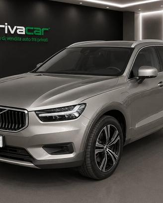 VOLVO XC40 T5 Recharge Plug-in Hybrid R-design