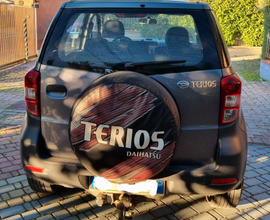 Daihatsu Terios con gancio di traino