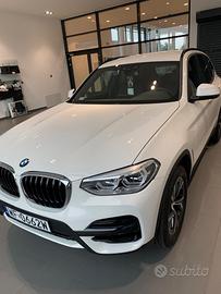 BMW X3 sDrive18d automatica con garanzia BMW