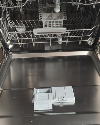  lavastoviglie Ariston Hotspot 