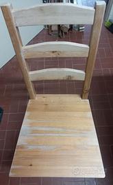 Sedia in Legno Massello --- Colore Chiaro ---