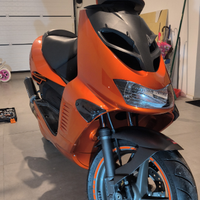 Aprilia SR 50 scooter restaurato