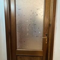 Porta in legno per interno con vetro decorato