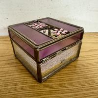 Scatola portaoggetti in vetro decorata