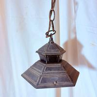 Lampadario vintage da esterno con catena