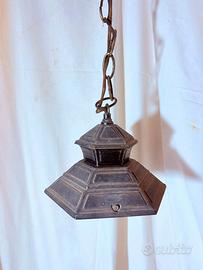 Lampadario vintage da esterno con catena