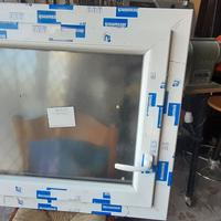 finestra in pvc bianco