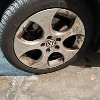 Cerchioni e pneumatici Volkswagen Golf GTI