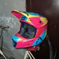 Casco Cross