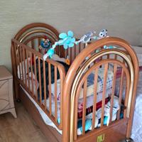 Culla in legno con rotelle