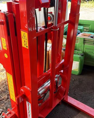 carrello elevatore per trattore