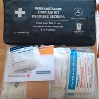 Mercedes  kit pronto soccorso