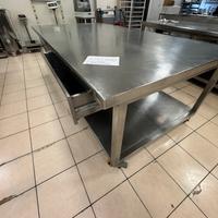 tavolo banco da PASTICCERIA