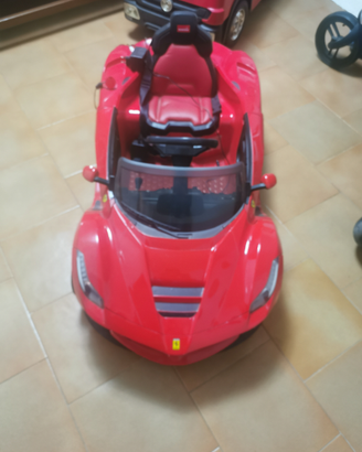 Ferrari Elettrica per Bambini "La Ferrari"
