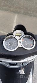 Piaggio Beverly 250i