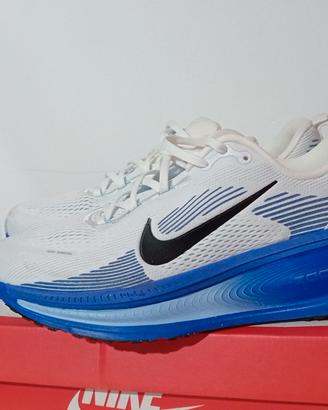 Nike Vomero 18 SneakerUomo