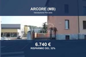 Immobile in asta di 12 m² a Arcore