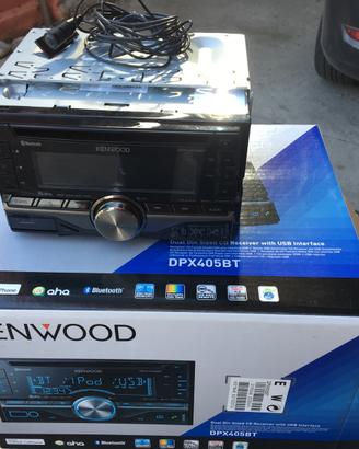 Autoradio, amplificatore, subwoofer, casse audio