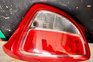 Fanale post destro hyundai i10 2015