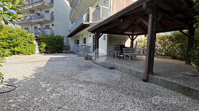 4 LOCALI A MARANO DI NAPOLI