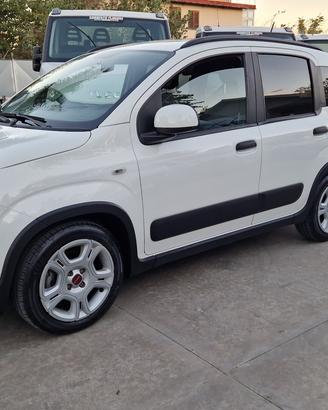 Fiat Panda 1.0 FireFly S&S Hybrid City Cross-PREZZ
