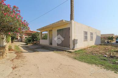 CASA INDIPENDENTE A ISOLA DI CAPO RIZZUTO