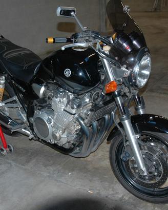 yamaha xjr 1300