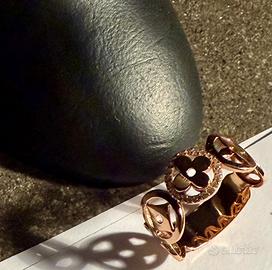 Anello in oro rosa 18k e diamanti inspired LV
