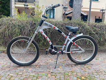 Cinque Bici da passeggio in blocco