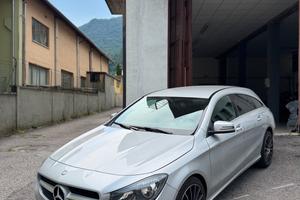 Mercedes-benz CLA 200 d Premium