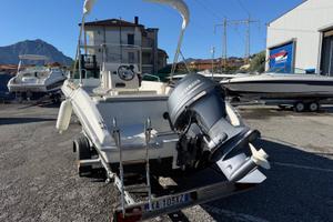 open 6 metri yamaha 40 e rimorchio