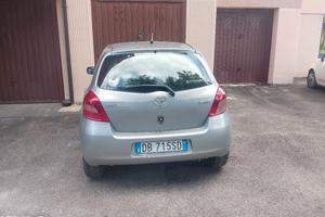 Toyota Yaris 1.3 benzina