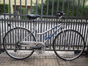 Bicicletta sportiva da donna BIANCHI SEVEN DAYS