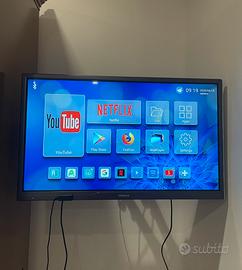 Tv led 32” Hitachi con smart tv box