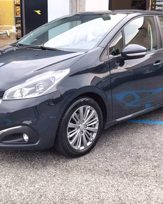 Peugeot 208 5p 1.2 puretech Allure s&s 82cv neopat