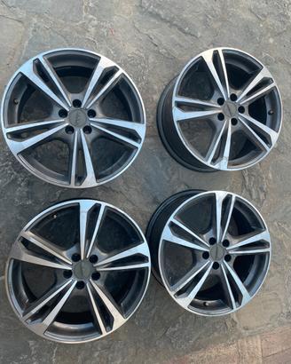 Cerchi lega mak emblema 17 5 fori