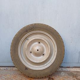 cerchi e gomme citroen dyane/ 2cv