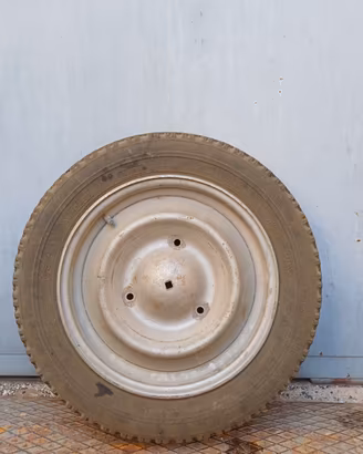 cerchi e gomme citroen dyane/ 2cv