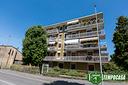 3-locali-con-box-e-cantina