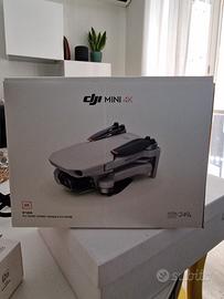 Drone DJI Mini4K FlyMoreCombo (249g) + borsa 