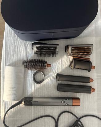 Dyson airwrap