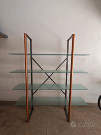 Libreria moderna in ferro, legno e vetro