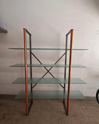 Libreria moderna in ferro, legno e vetro