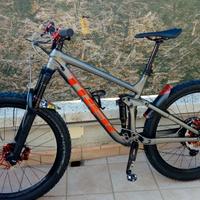 TREK REMEDY 7 TAGLIA M ANNO 2022