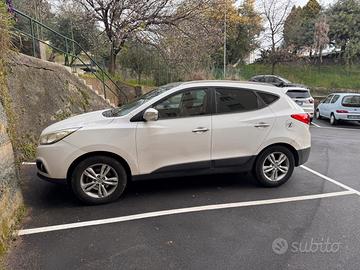 Hyndai ix35 doppio tetto panoramico