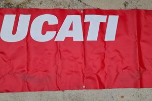 Striscione DUCATI