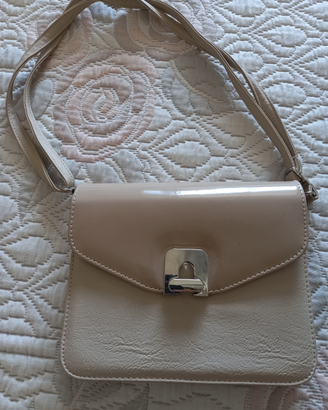 Borsa beige con tracolla