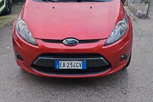 Ford Fiesta 1.4 5P BZ-GPL TITANIUM