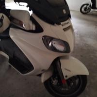 ricambi scooter suzuki burguman 650