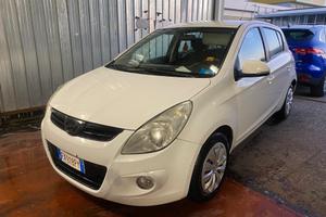 Hyundai i20 1.2 5p. Fiorucci TOP